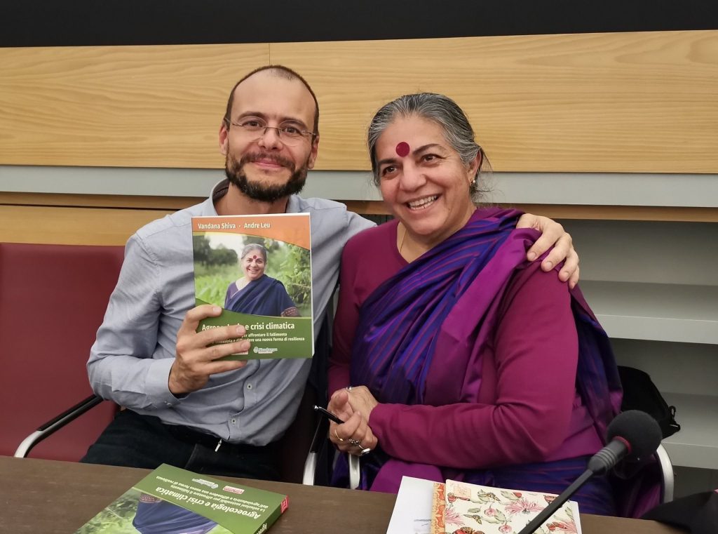 Agroecologia e crisi ambientale: il monito di Vandana Shiva e le soluzioni sostenibili