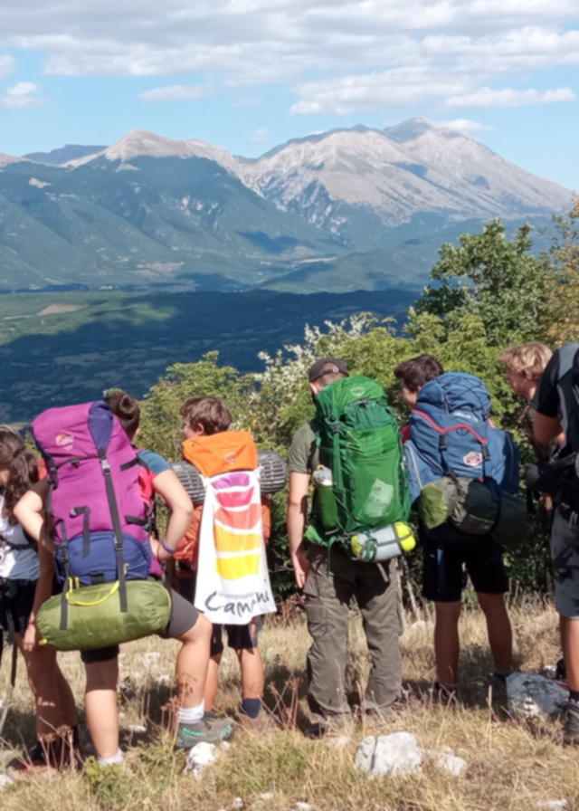 Camminare in compagnia, viaggiare a piedi