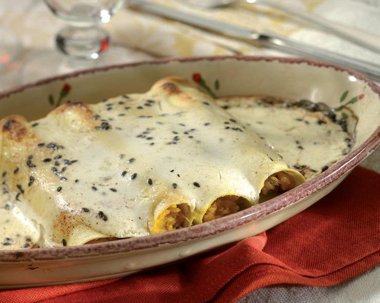 Cannelloni alla zucca con besciamella di yogurt