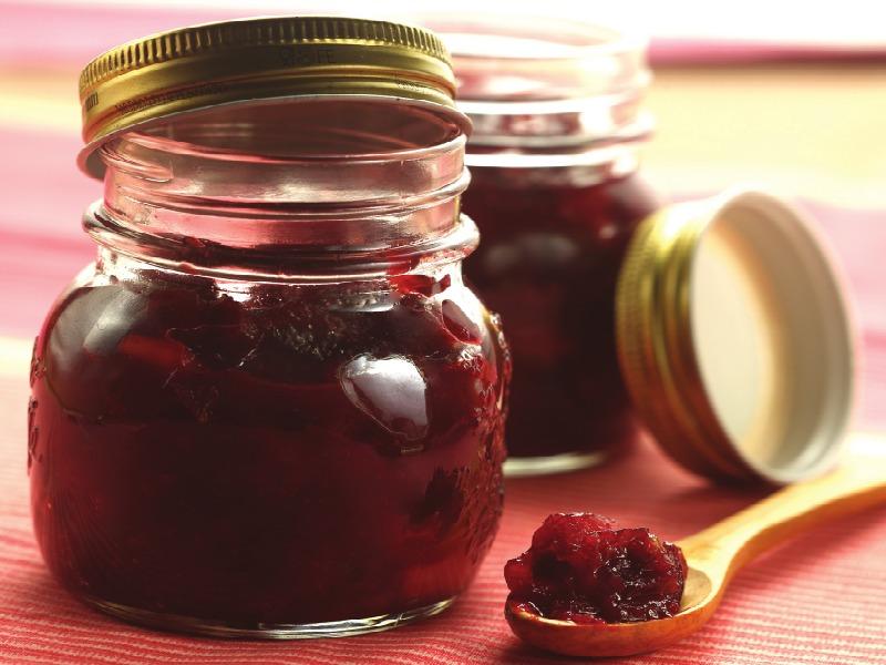 Chutney di rape rosse, cipolle e pere allo zenzero