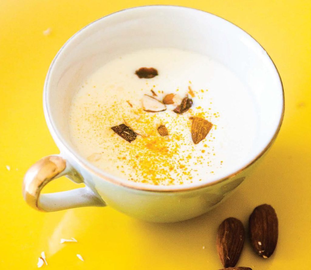 Crema di cocco e mandorle con zenzero e curcuma