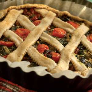 Crostata vegan con bietole e pomodori secchi