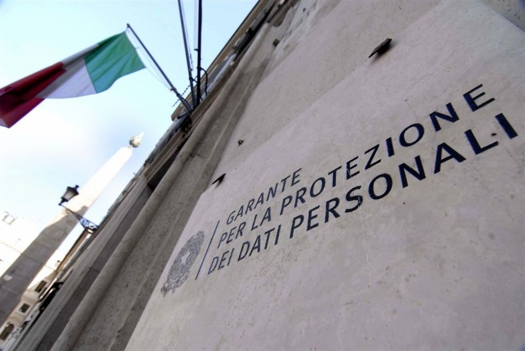 Decreto Riaperture: gravi criticità per i pass vaccinali. Garante privacy invia avvertimento formale al Governo