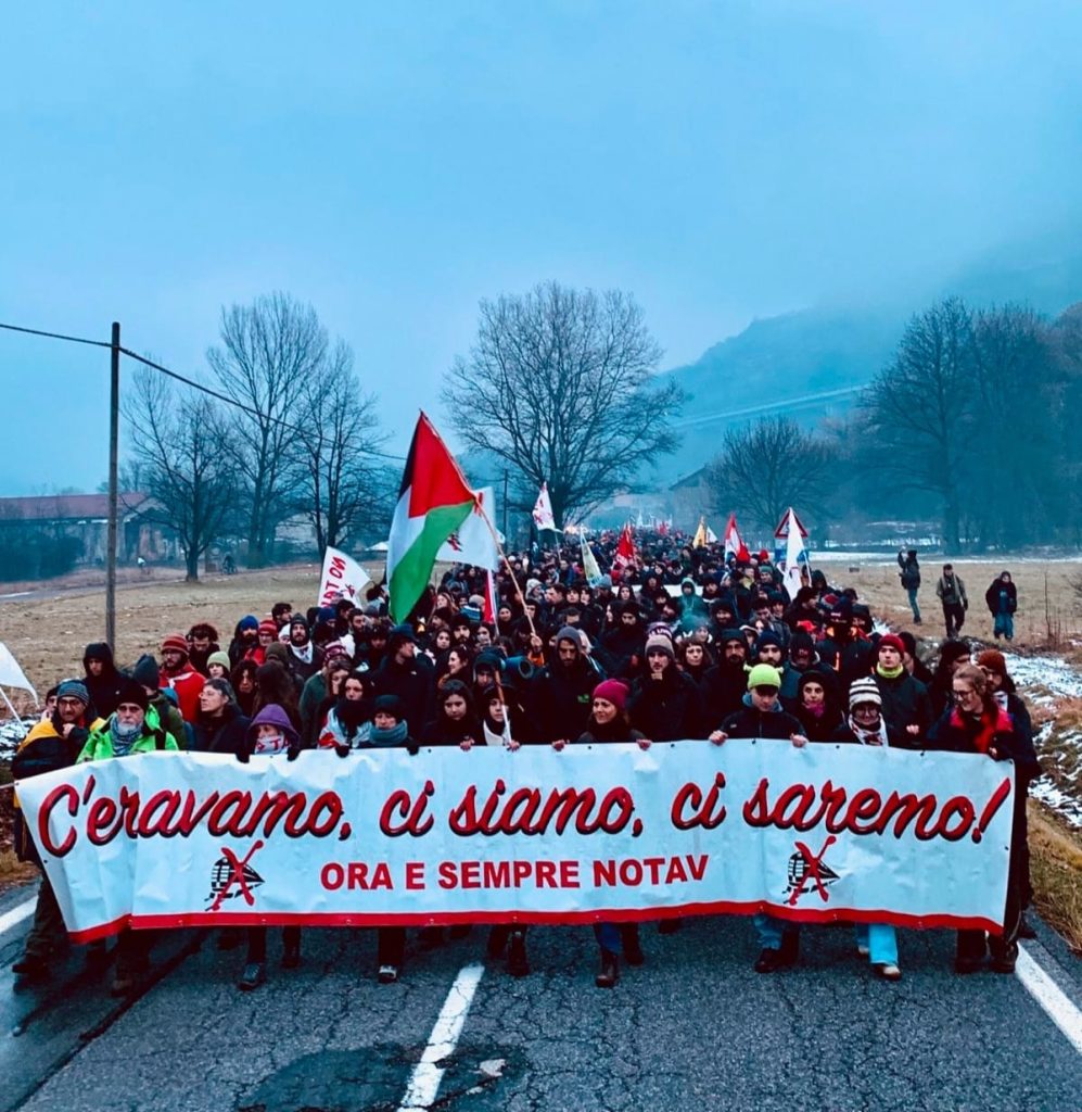 In migliaia in Val Susa per la “tre giorni” No Tav