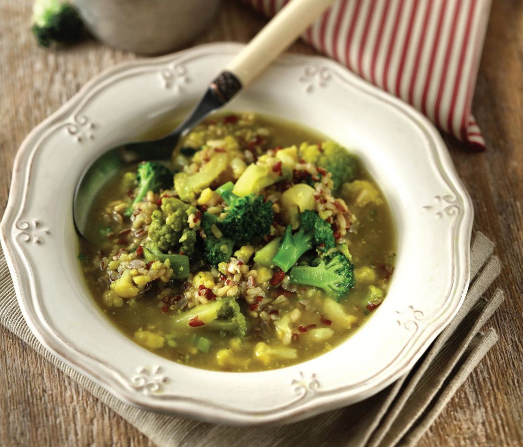 Minestra di riso e cavoli al curry