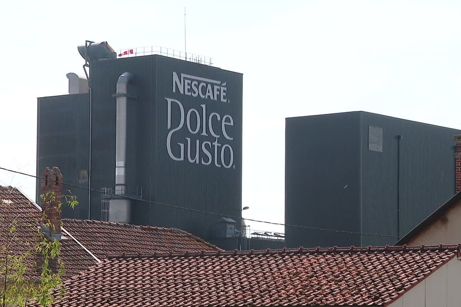 Nestlè denunciata in Francia: l’accusa è avvelenamento dei pesci nel fiume Aisne