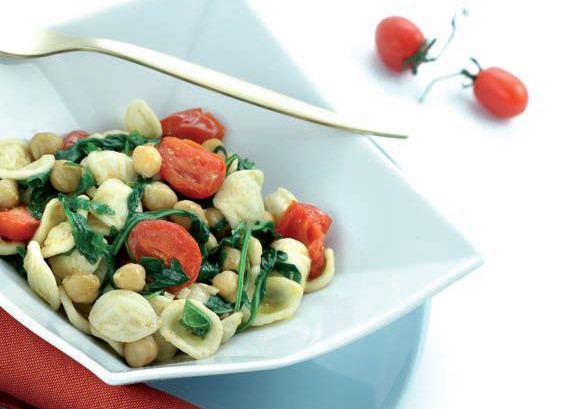 Orecchiette fresche con ceci e rucola