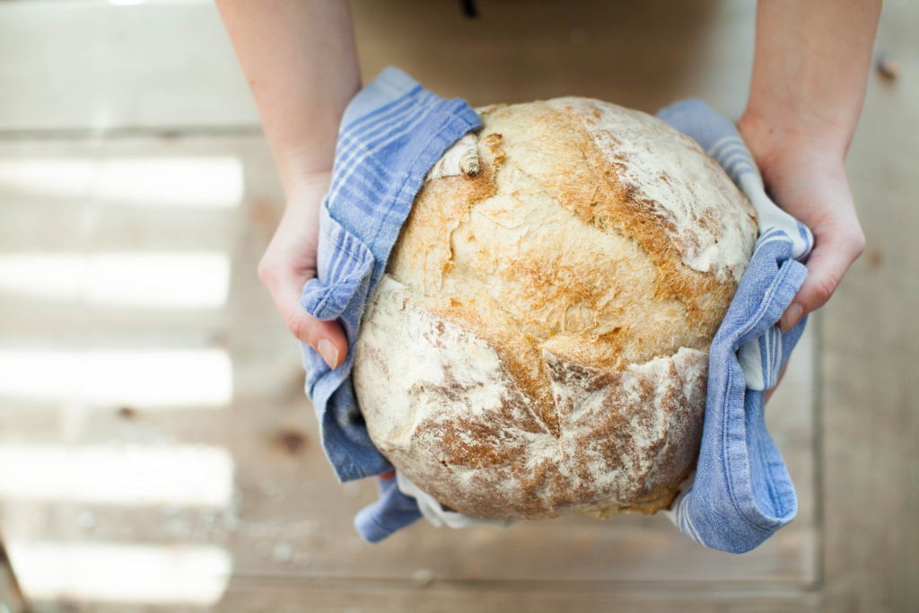 Pane fatto in casa con poco lievito