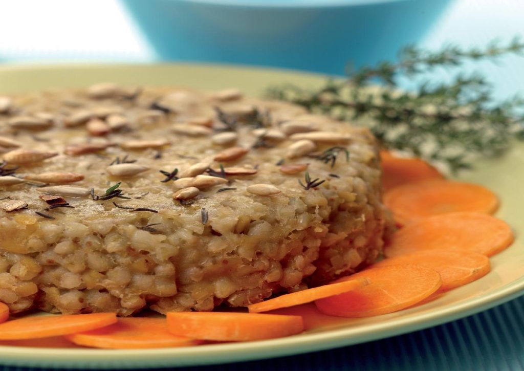 Sformato di grano saraceno e lenticchie rosse