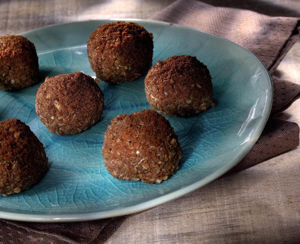 Tartufi di quinoa al cioccolato