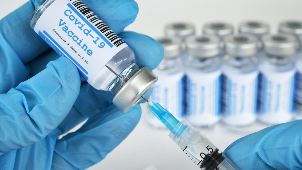 Vaccini Covid: quinto report di Aifa sugli eventi avversi