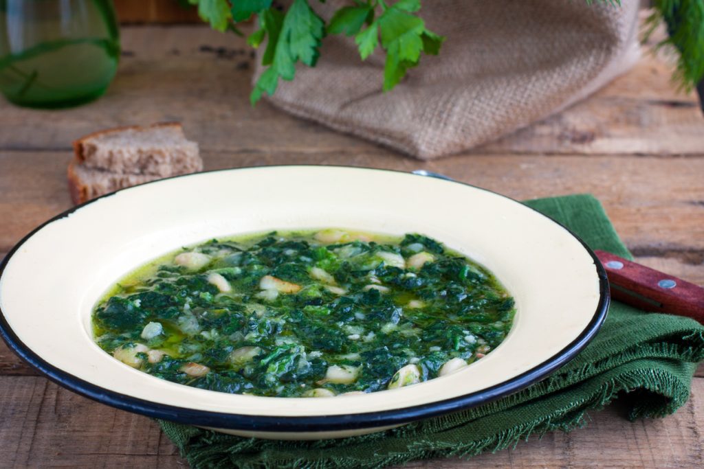 Zuppa di azuki e spinaci