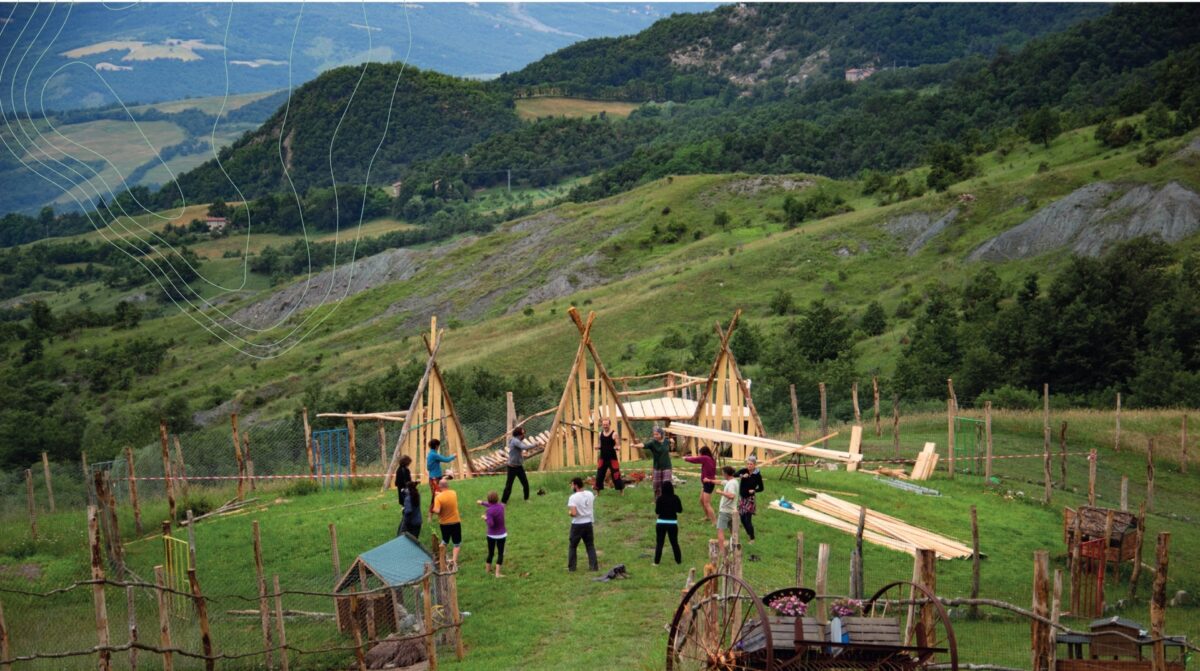 In cammino tra gli ecovillaggi d’Italia